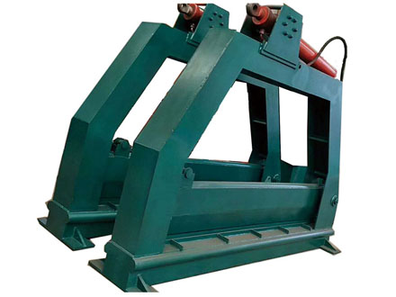Vertical wall wooden machine